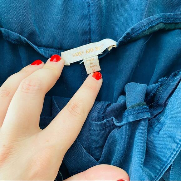 SKIES ARE BLUE REVOLVE Tie Waist High Rise Pleated Shorts S Preppy - Picture 2 of 5